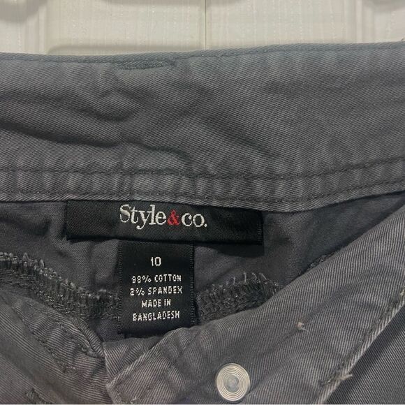 Style & Co. Cotton spandex gray pants zipper up on the bottom legs size 10 - Picture 3 of 13